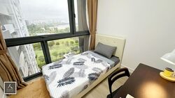 The Lakefront Residences (D22), Condominium #553100321